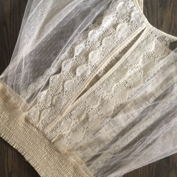 Lace and tool boho top - Picture 5 of 7
